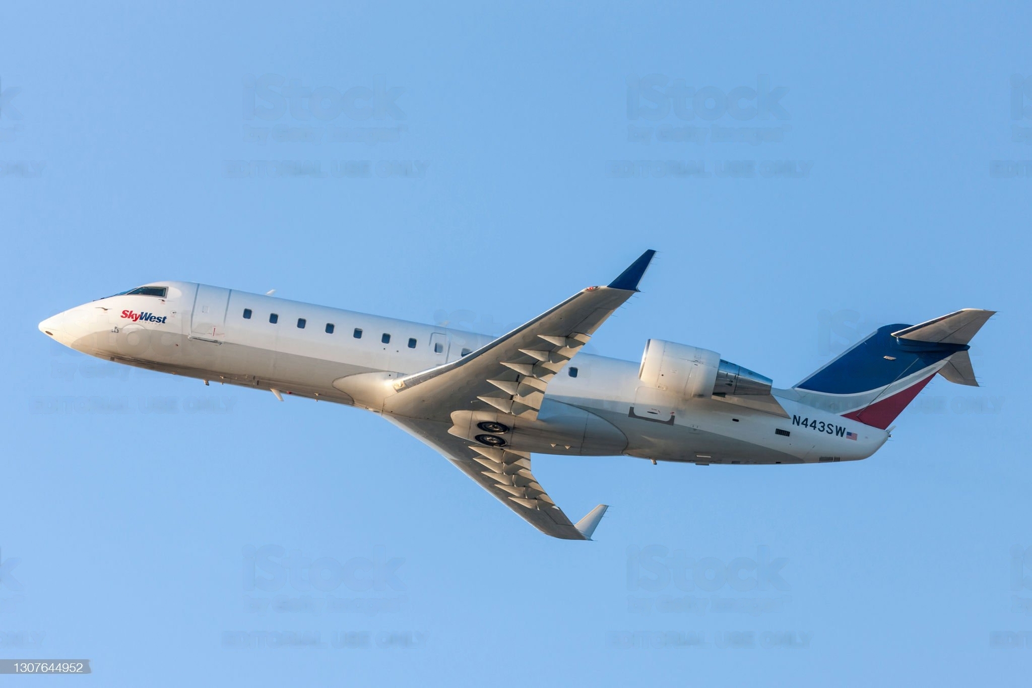 SkyWest Airlines and Avianca Airlines